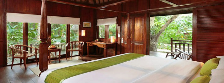 616/Barefoot at Havelock - Havelock Island 010.jpg